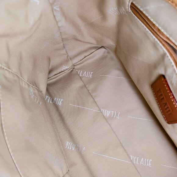 Alviero Martini 1A Classe Geo Classic World Map Zip-Top Tote Bag - Picture 8 of 13